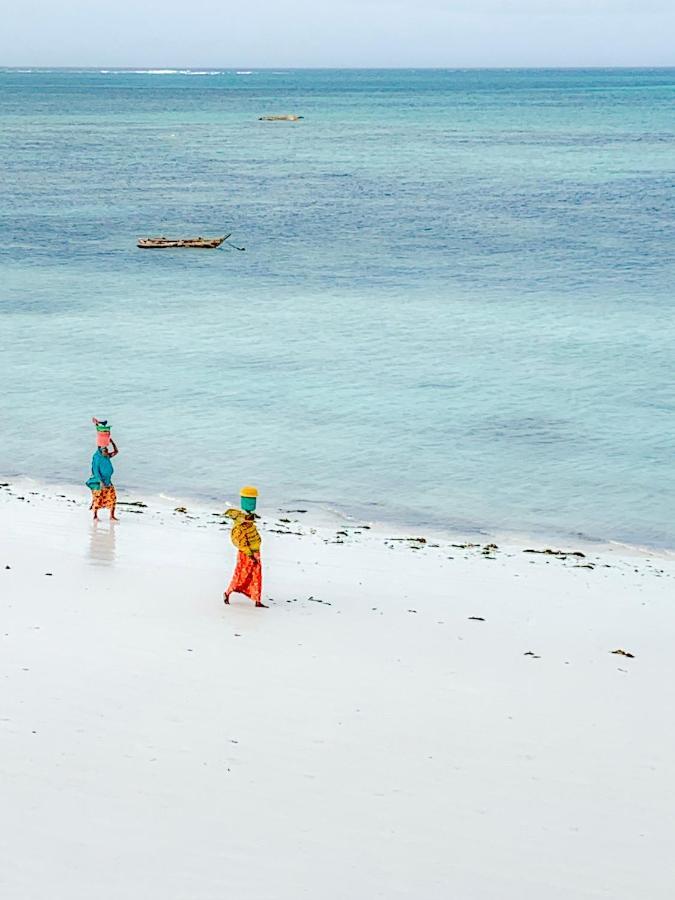 The African Paradise Beach Hotel Bwejuu Exteriör bild