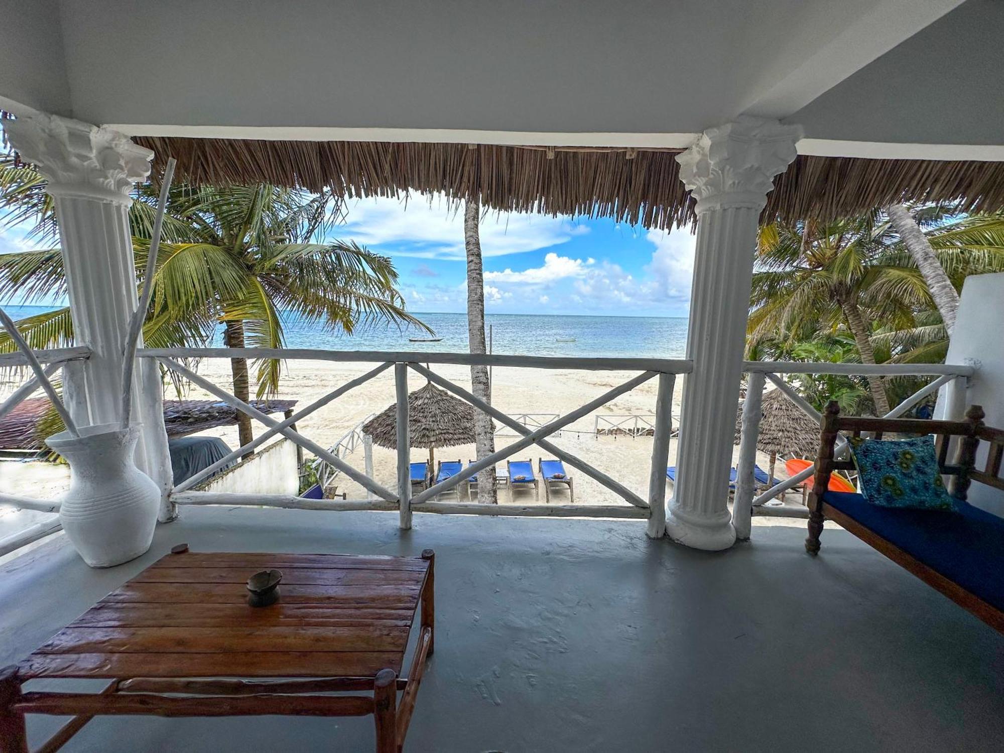 The African Paradise Beach Hotel Bwejuu Exteriör bild