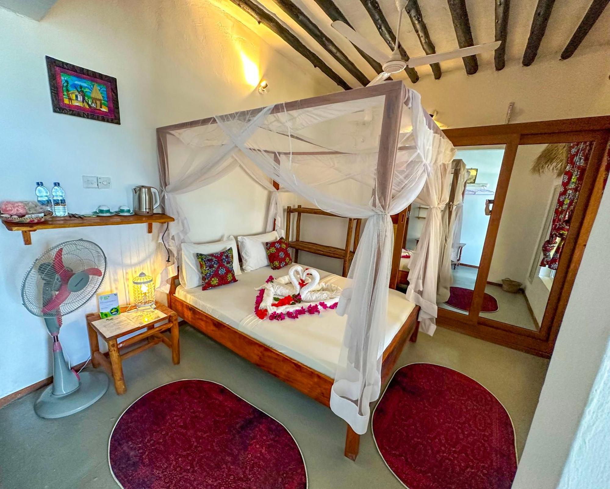 The African Paradise Beach Hotel Bwejuu Exteriör bild