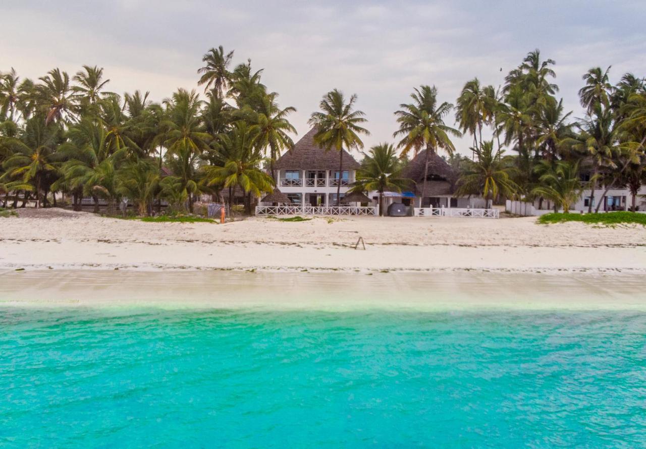 The African Paradise Beach Hotel Bwejuu Exteriör bild